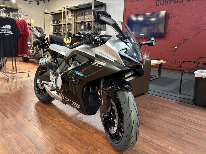 2025 CFMOTO 675SS