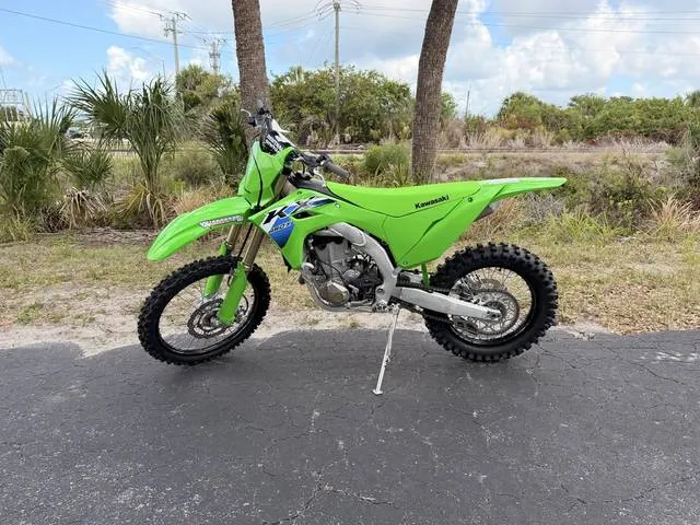 2026 Kawasaki KX™450X — front three-quarter view