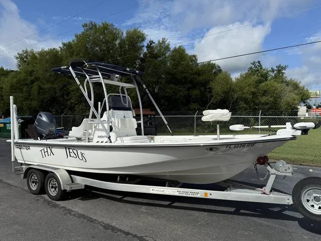 2019 Frontier 2104 — front three-quarter view