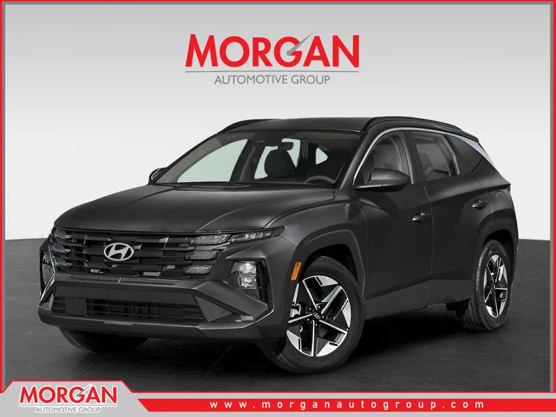 2026 Hyundai TUCSON SEL in Phantom Black — front three-quarter view