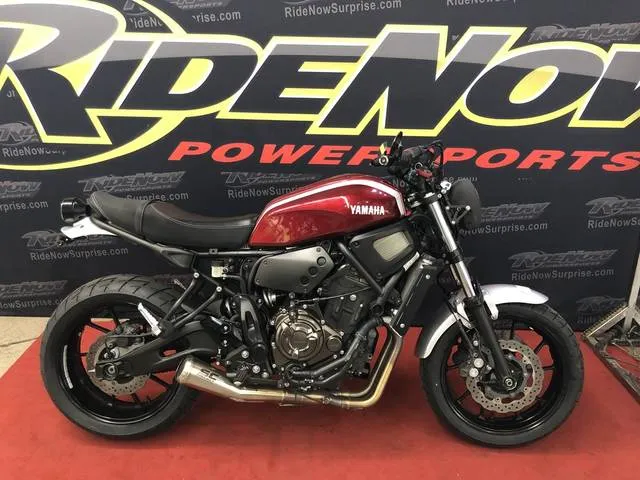 2018 Yamaha XSR700 — front three-quarter view