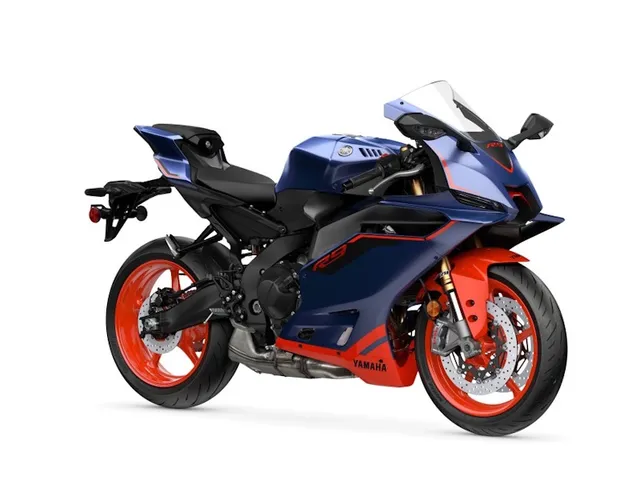 2027 Yamaha YZF-R9 — front three-quarter view