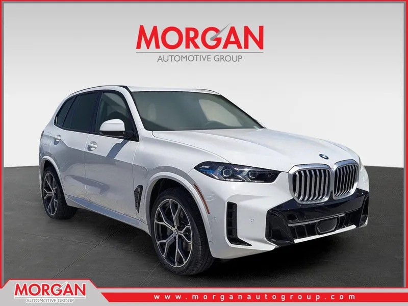 2026 BMW X5 xDrive40i in White — front three-quarter view