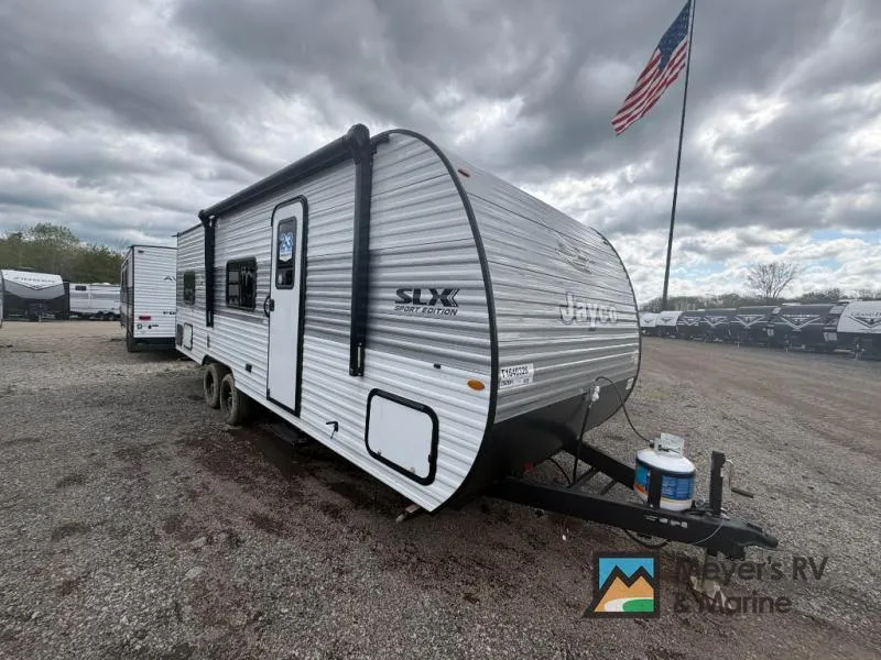 2026 Jayco Jay Flight SLX 250BH — front three-quarter view