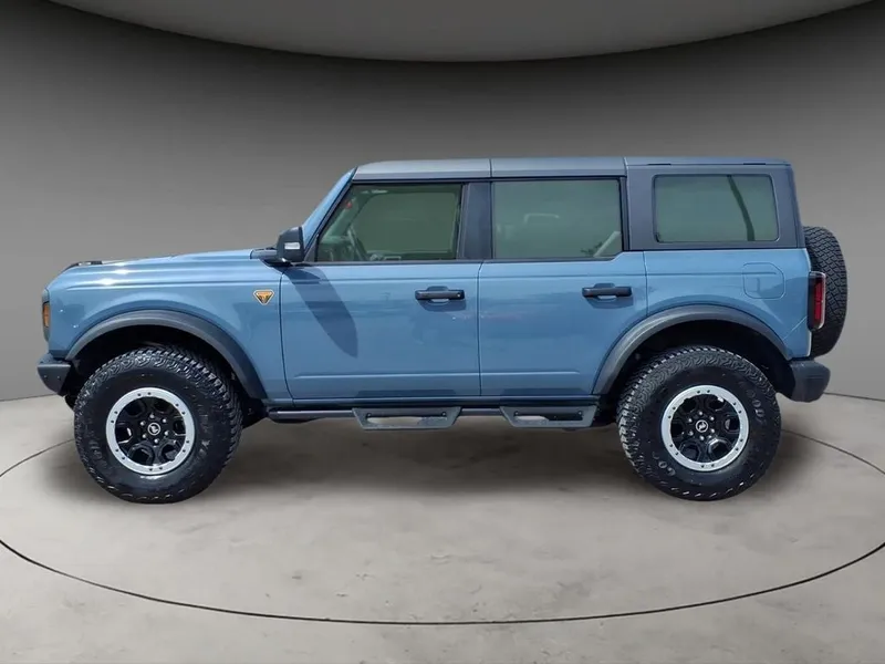 2024 Ford Bronco Badlands in Azure Gray Metallic Tri-Coat — front three-quarter view