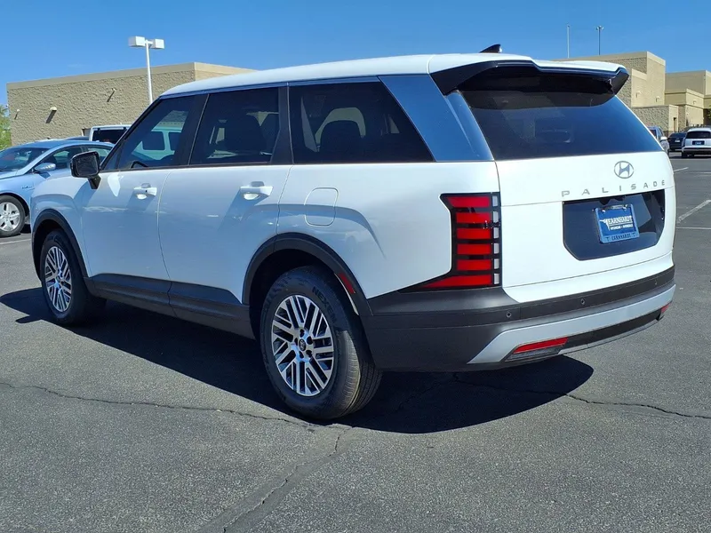 2026 Hyundai PALISADE — rear three-quarter view