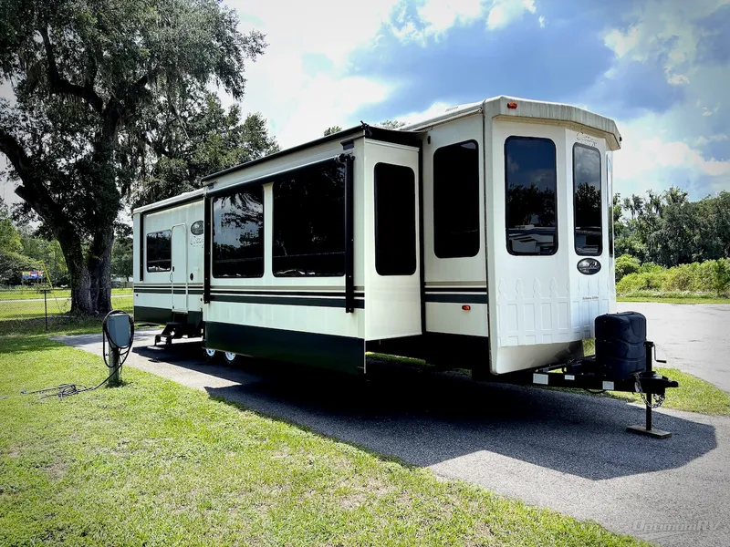 2019 Forest River Cedar Creek Cottage — front three-quarter view