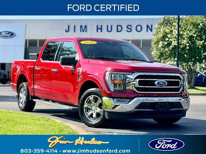 2021 Ford F-150 XLT CERTIFIED 5.0 V8 in Red Metallic — front three-quarter view
