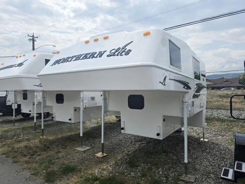 2026 Northern Lite Limited Edition 8-11EXLEWB — front three-quarter view