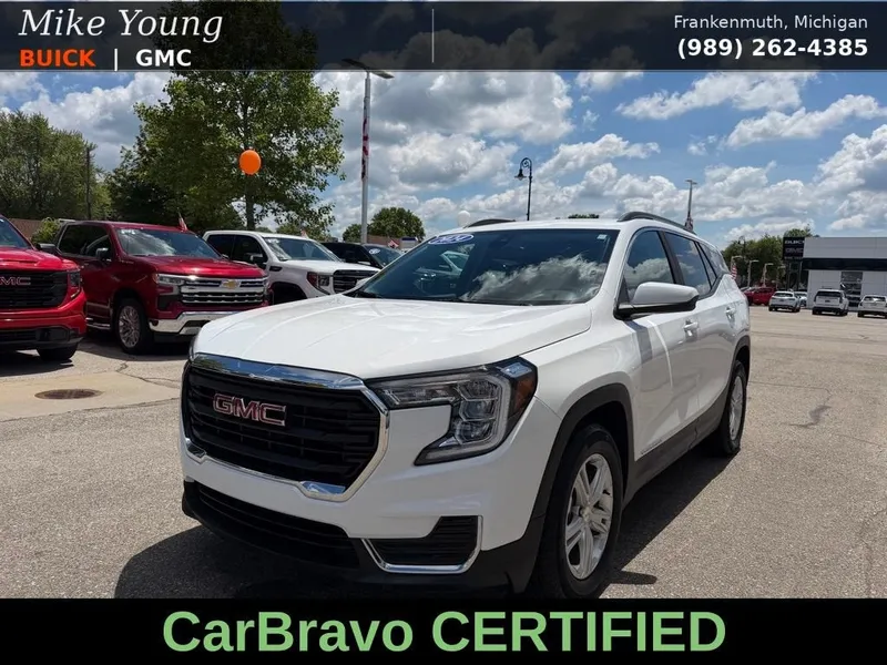 2024 GMC Terrain SLE in Summit White — front three-quarter view
