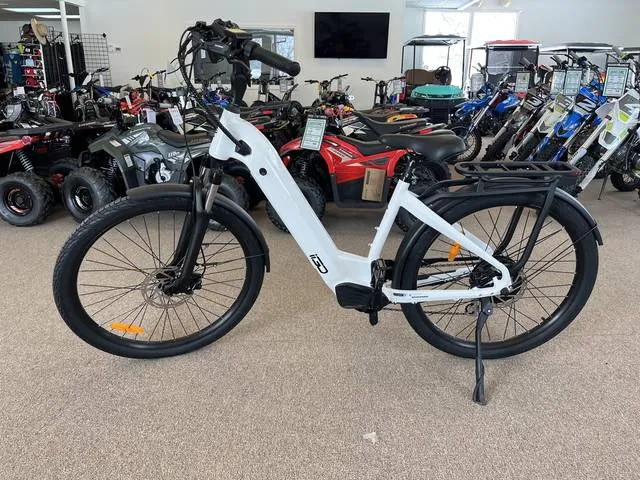 2024 IGO DISCOVERY ROSEMONT LE — front three-quarter view