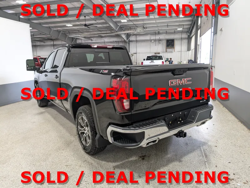 2024 GMC Sierra 1500 — detail view