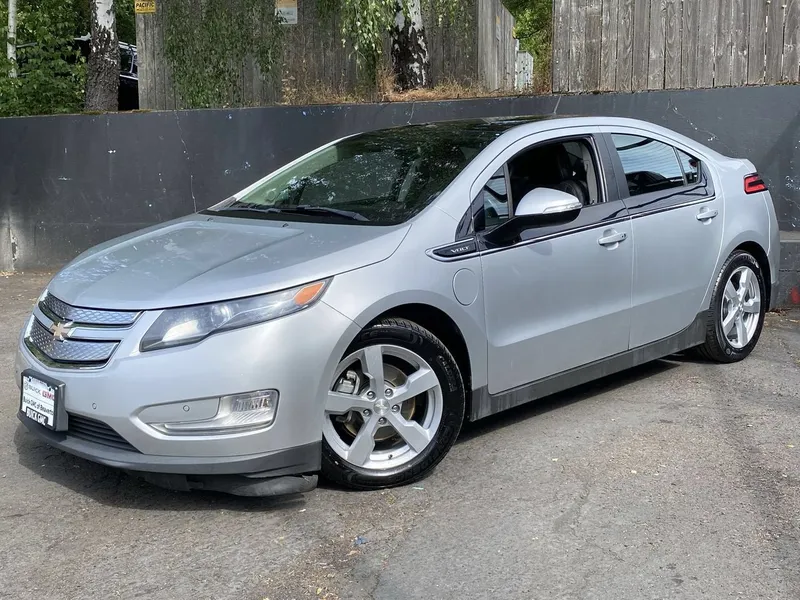 2012 Chevrolet Volt PREM in Silver Ice Metallic — front three-quarter view