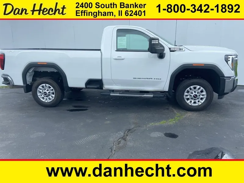 2024 GMC Sierra 2500HD SLE in Summit White — front three-quarter view