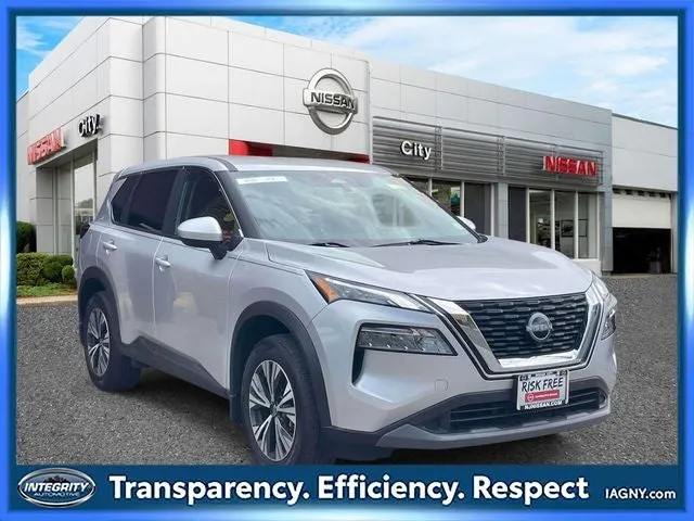 2023 Nissan Rogue SV in Brilliant Silver Metallic — front three-quarter view