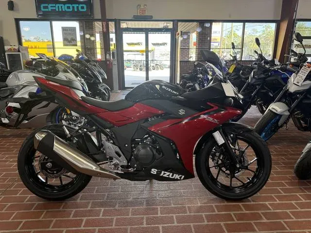2025 Suzuki GSX250R ABS — front three-quarter view