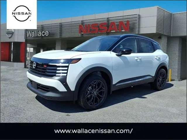 2026 Nissan Kicks SR in 2T Wht Blk — front three-quarter view