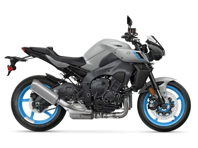 2025 Yamaha MT-10 — front three-quarter view