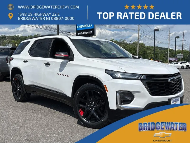 2023 Chevrolet Traverse Premier in Iridescent Pearl Tricoat — front three-quarter view