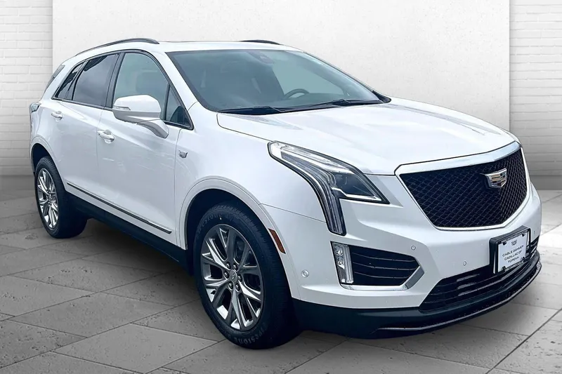 2021 Cadillac XT5 AWD Sport in Crystal White Tricoat — front three-quarter view