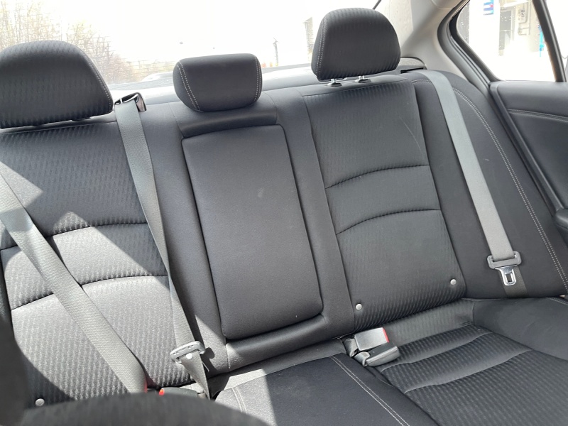 2015 Honda Accord Sedan — photo 14 view