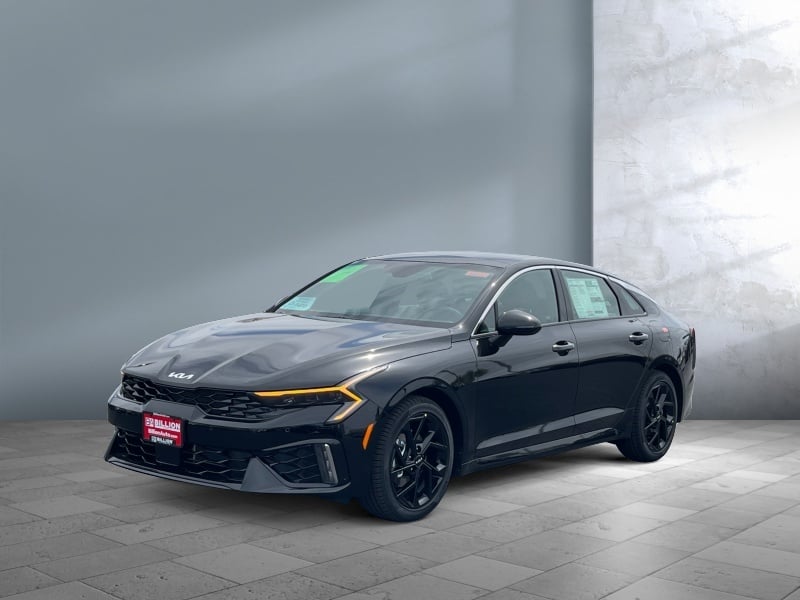 2026 Kia K5 — front three-quarter view