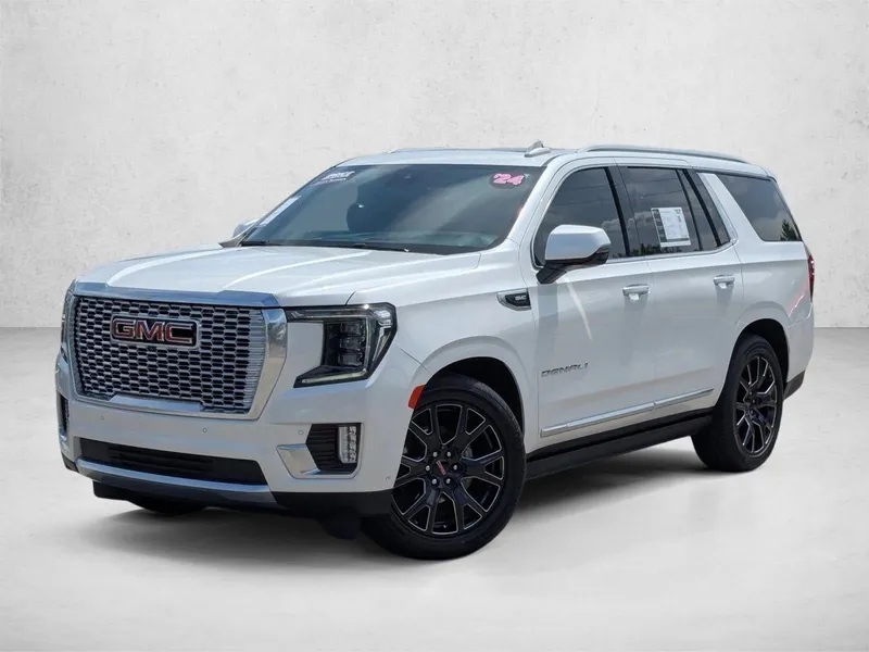 2024 GMC Yukon 4WD 4dr Denali in White Frost Tricoat — front three-quarter view