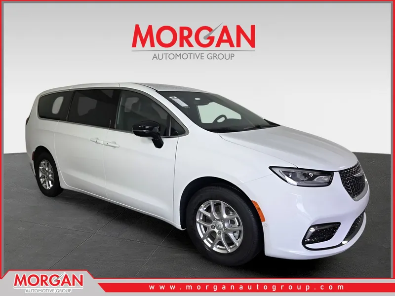 2026 Chrysler Pacifica Select in White — front three-quarter view