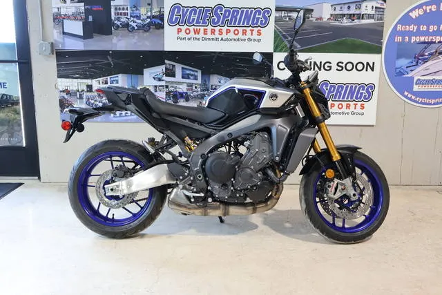 2026 Yamaha MT-09 SP — front three-quarter view