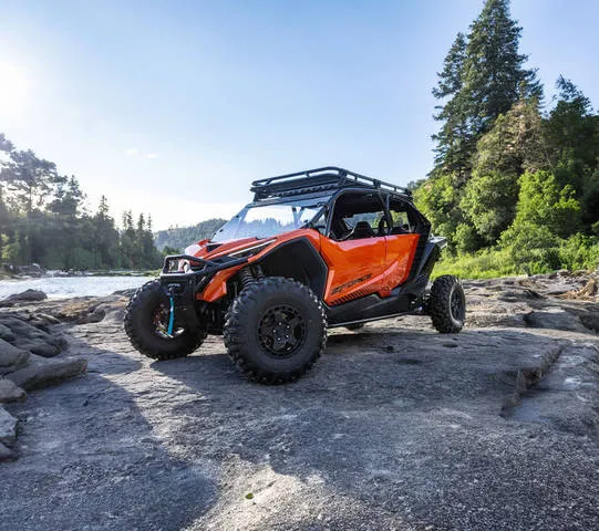 2026 CFMOTO ZFORCE Z10-4