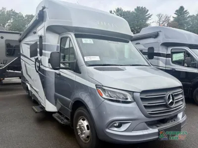 2025 Tiffin Motorhomes Wayfarer