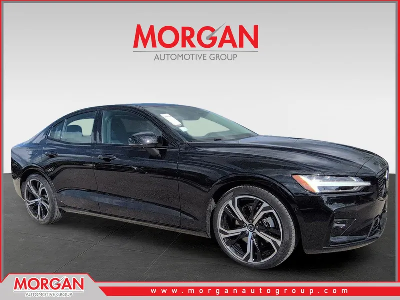 2024 Volvo S60 B5 Plus Dark Theme — front three-quarter view