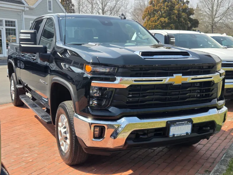 2025 Chevrolet Silverado 2500 HD LT in Black — front three-quarter view