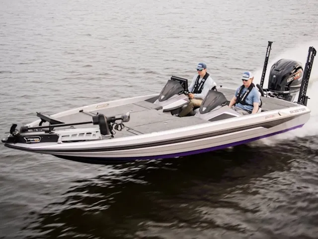 2026 Skeeter FXR21 FLEX — front three-quarter view
