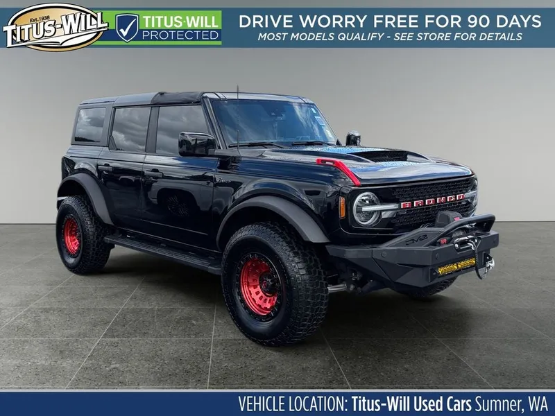 2022 Ford Bronco Wildtrak in Shadow Black — front three-quarter view