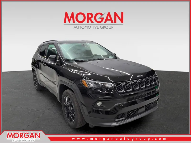 2026 Jeep Compass Latitude Altitude in Diamond Black Crystal Pearlcoat — front three-quarter view