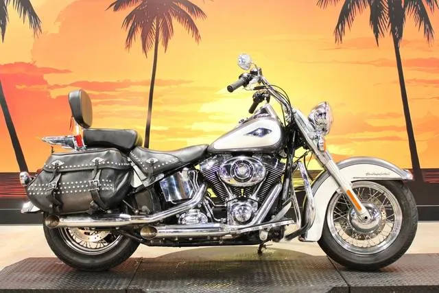 2014 Harley-Davidson® FLSTC - Heritage Softail® Classic — front three-quarter view