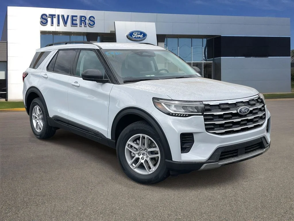 2026 Ford Explorer Active in Space White Metallic — front three-quarter view
