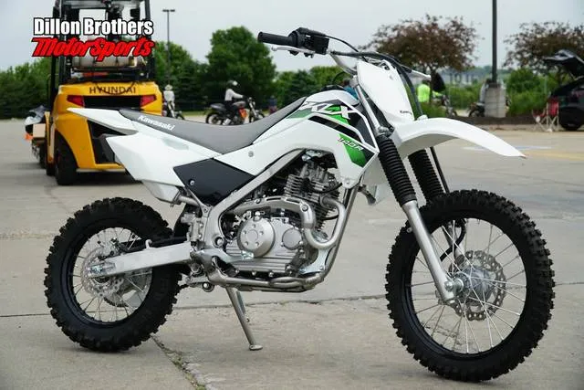 2026 Kawasaki KLX®140R — front three-quarter view