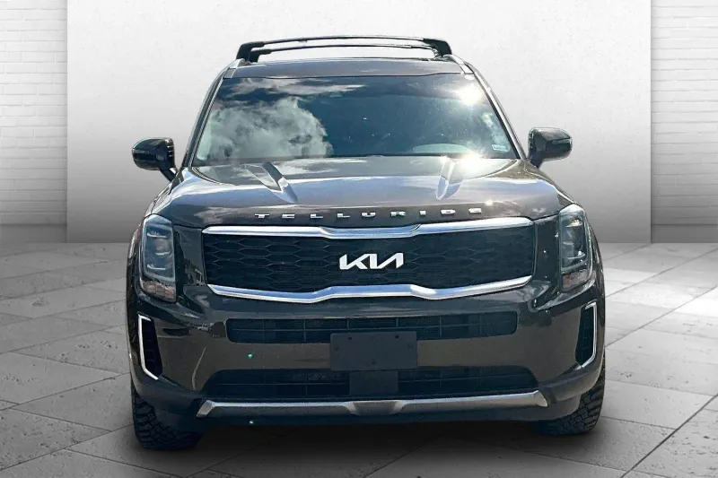 2022 Kia Telluride — side profile view