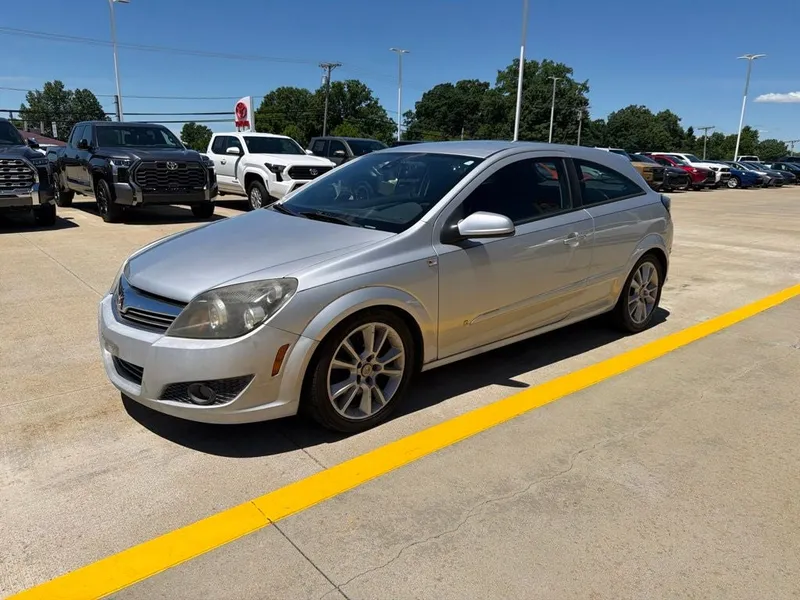 2008 Saturn Astra — rear three-quarter view
