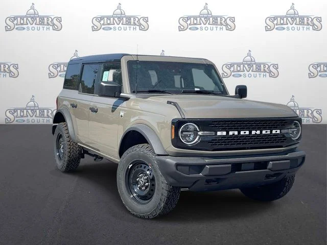 2026 Ford Bronco Big Bend in Gray — front three-quarter view