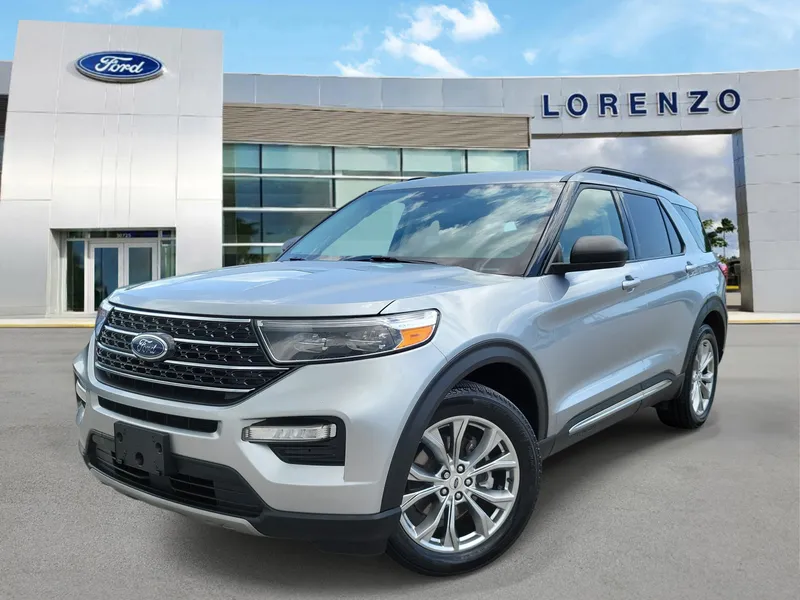 2024 Ford Explorer XLT in Iconic Silver Metallic — front three-quarter view
