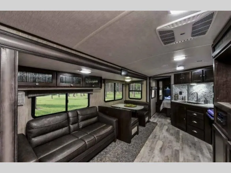 2019 Heartland Sundance Ultra Lite 262 RB — front three-quarter view