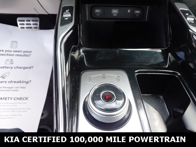 2023 Kia Sorento Plug-In Hybrid — photo 13 view