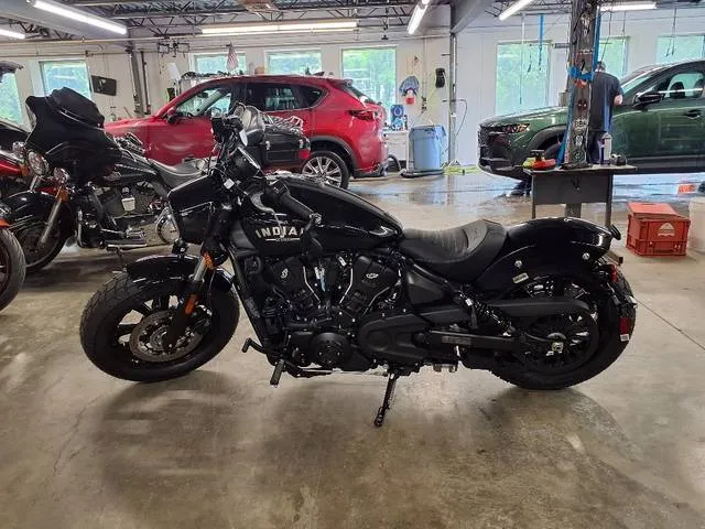 2025 Indian Motorcycle® SCOUT Bobber — front three-quarter view