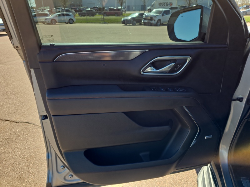 2024 Chevrolet Tahoe — photo 20 view
