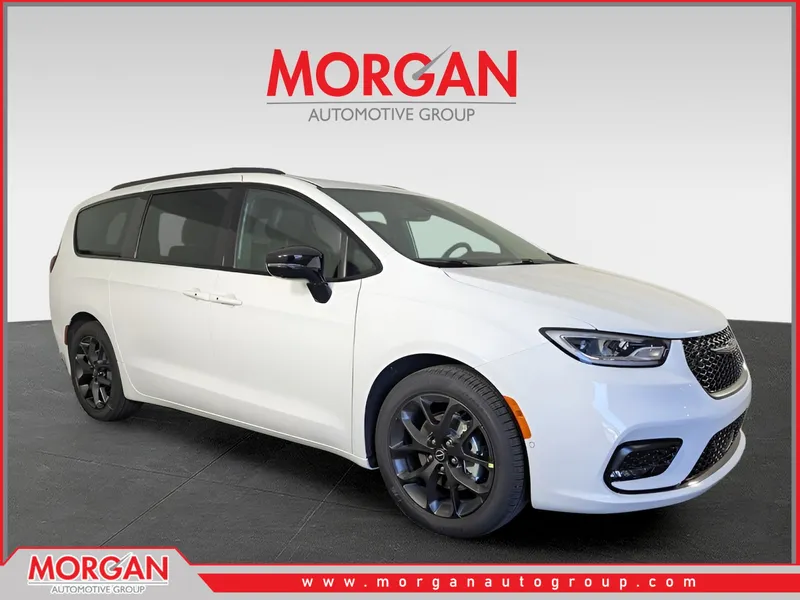 2026 Chrysler Pacifica Select in White — front three-quarter view