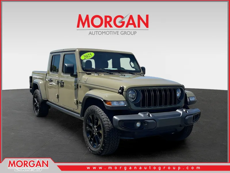 2025 Jeep Gladiator Nighthawk in Green — front three-quarter view