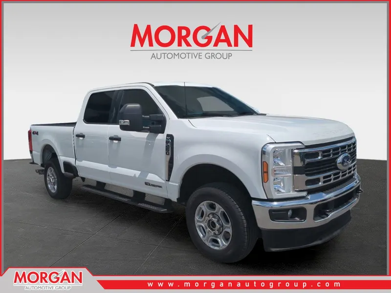 2025 Ford F-250SD XLT in White — front three-quarter view